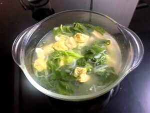 Read more about the article Sop Bayam Baso Tahu